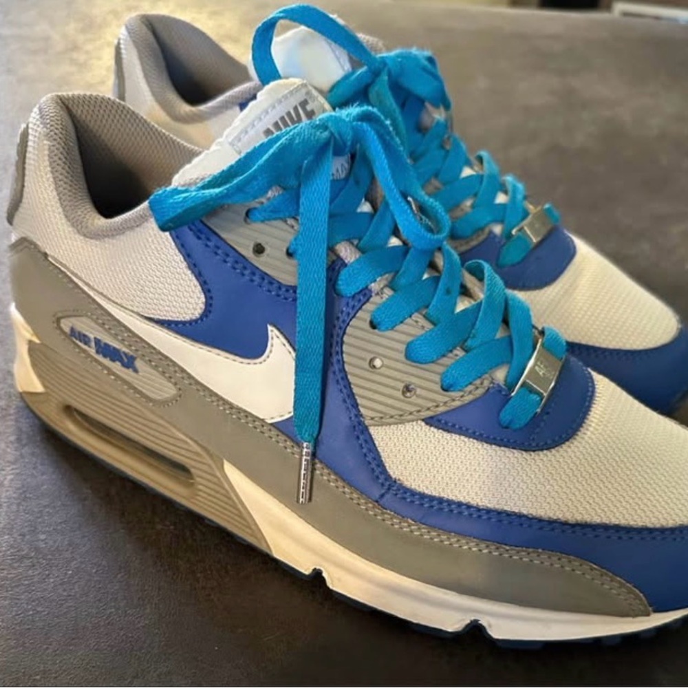 Nike air max barely worn